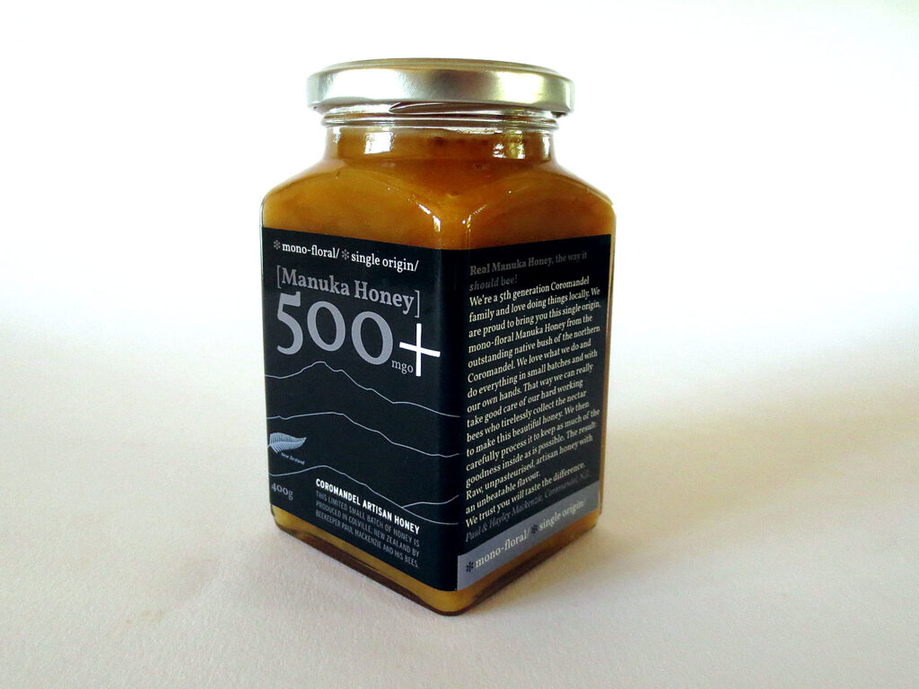 MGO-500+-bee-Coromandel-honey-ltd-ed_02